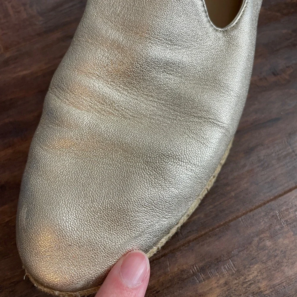 Vince Espadrille Flats Womens 7 Gold Metallic Leather Slip On Loafers Chic
